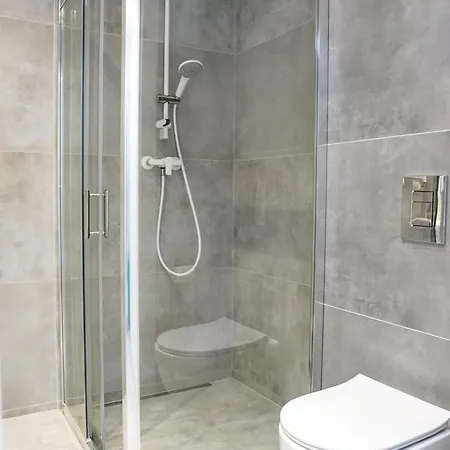 Przystan Apartment *