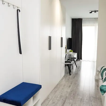 Przystan Apartment *