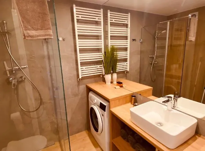 Przystan Lägenhet *