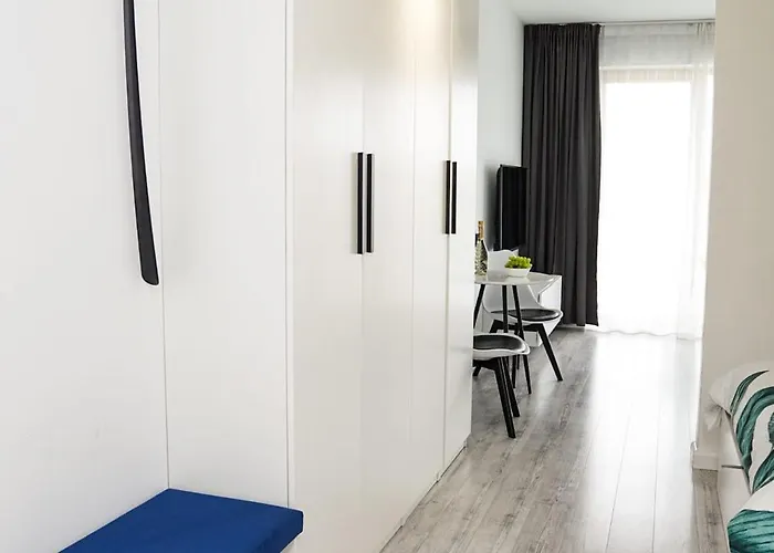 Przystan Lägenhet *